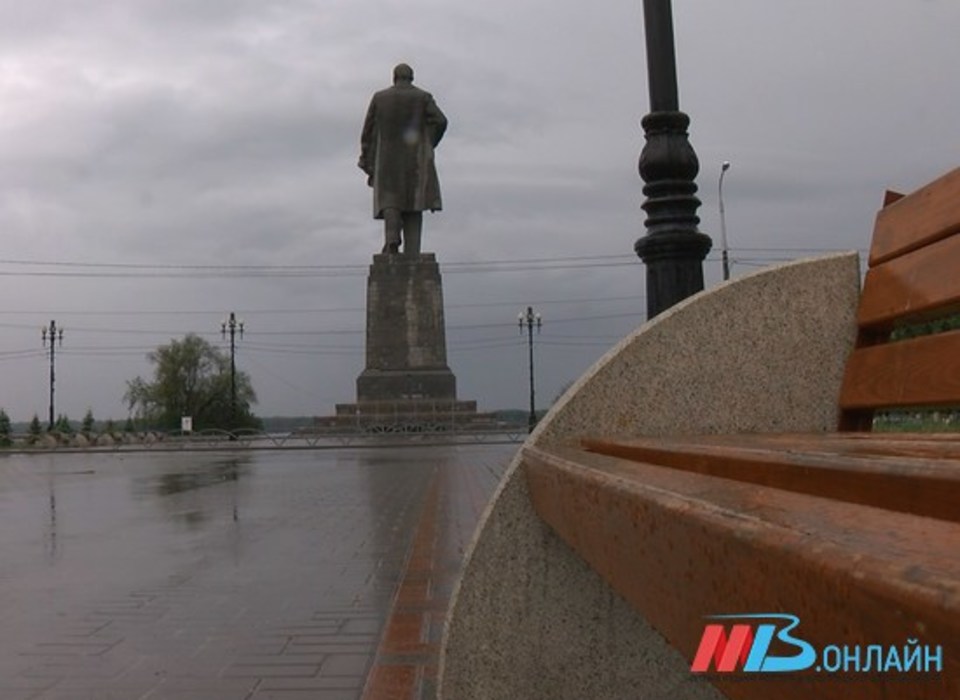 Волгоградскую область утром 9 ноября накрыли дожди